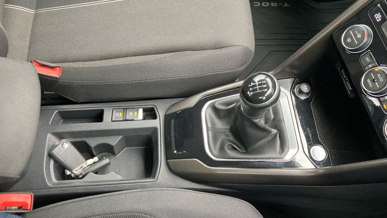 Volkswagen T-Roc 1.6 TDI SE 5dr Diesel Hatchback